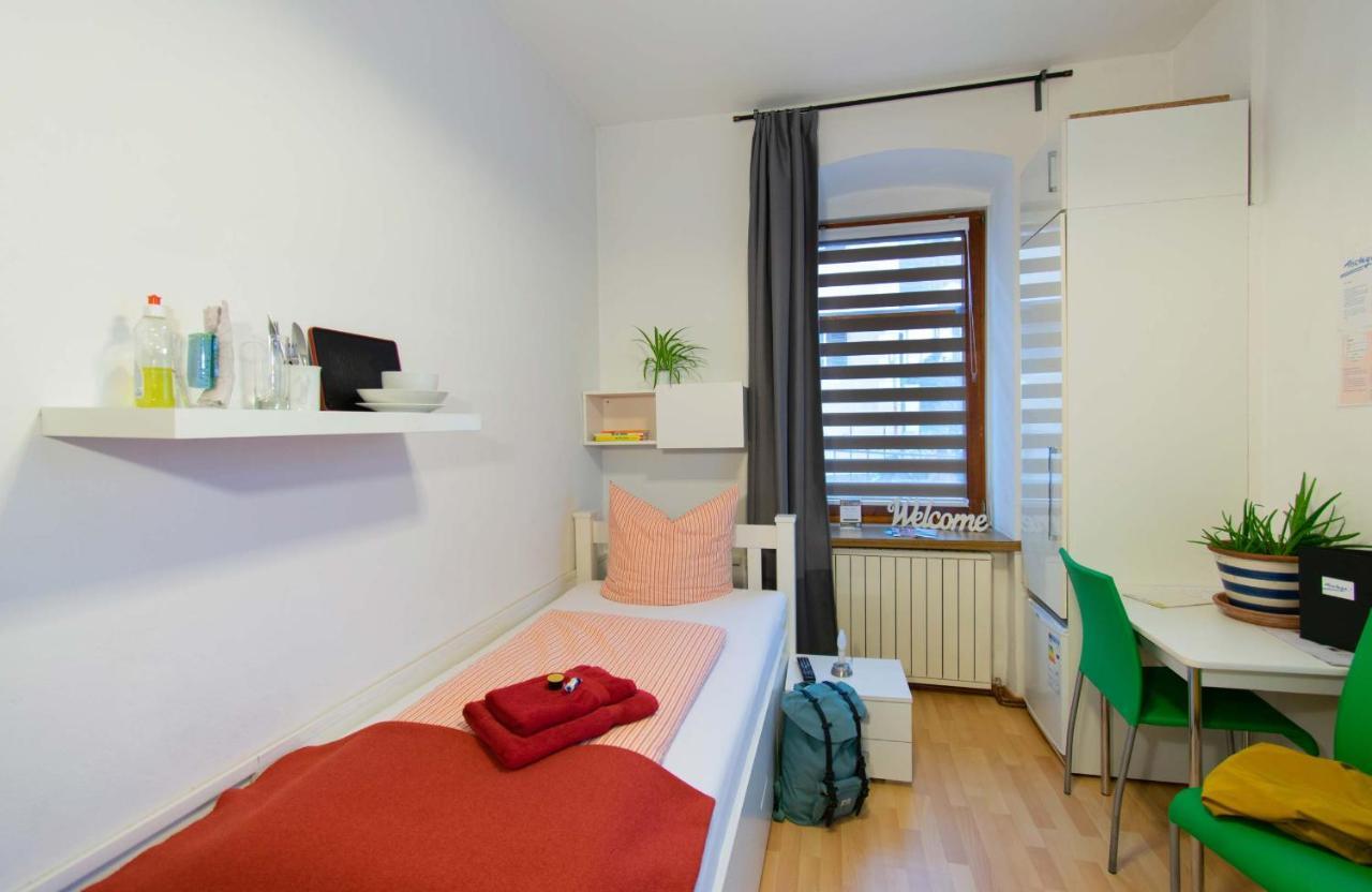 Absteige Innsbruck- Zentrale Ferienapartments المظهر الخارجي الصورة